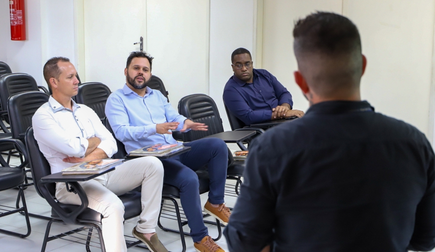 Comitiva de Varginha (MG) conhece soluções adotadas na Ouvidoria de Mogi das Cruzes (Divulgação/PMMC)