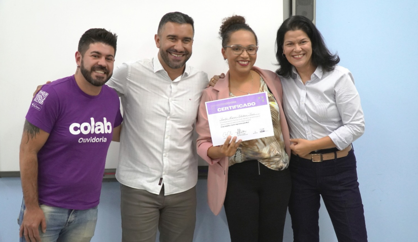 Os certificados foram entregues pelo prefeito Caio Cunha, a vice-prefeita Priscila Yamagami, o diretor do Departamento de Defesa do Usuário dos Serviços Públicos, Thiago Batalha. (Divulgação/PMMC . . .