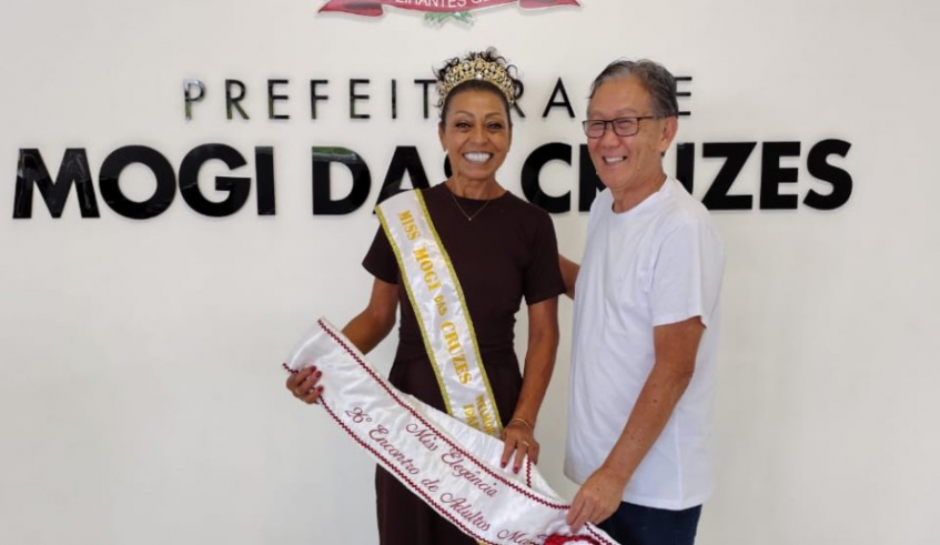 Vera Lúcia visita o secretário da Longevidade, Mauro Yokoyama, na Prefeitura de Mogi das Cruzes (Divulgação)