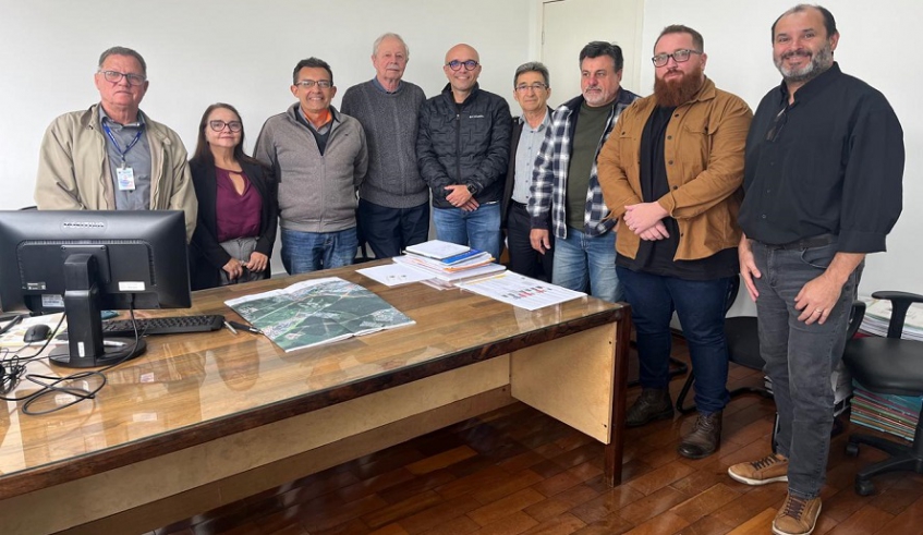 Reunião realizada na Prefeitura de Mogi das Cruzes deu início ao diálogo sobre o programa de vistoria de pontes do município (Divulgação/PMMC)