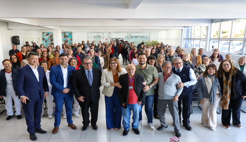 Aposentados e pensionistas foram recepcionados com café da manhã, uma apresentação do Quinteto Popular da Sinfônica de Mogi das Cruzes