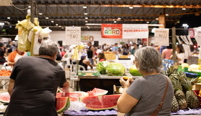No Mercado Produtor, no bairro do Mogilar, estão disponíveis 10 vagas para diferentes segmentos tanto para varejão de domingo, como feira noturna, às sextas-feiras