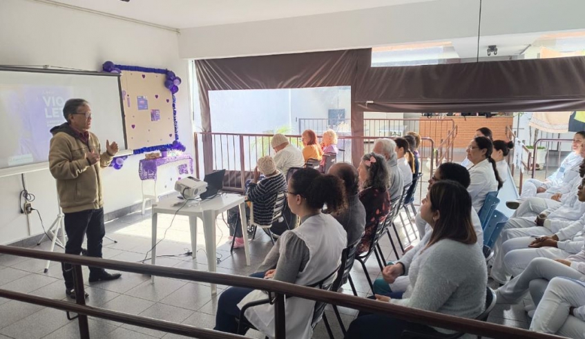 O secretário Mauro Yokoyama tem feito palestras sobre violência contra o idoso durante todo o mês de junho