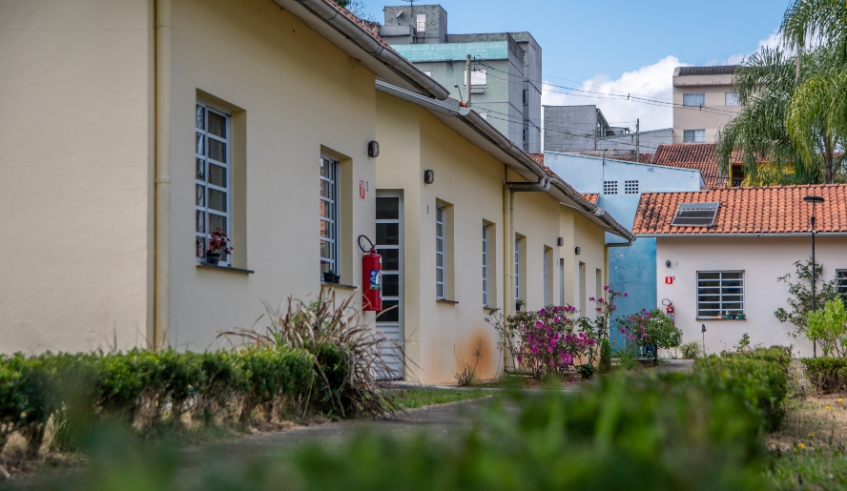 A Vila Dignidade acaba de completar dez anos de atividade e haverá comemoração neste sábado, com bolo, salgados e música (Divulgação/ PMMC)