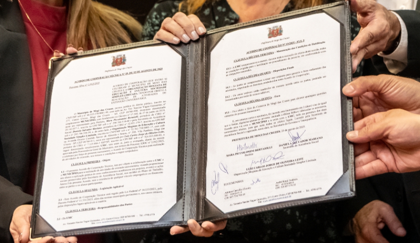 Por meio do acordo entre Prefeitura e UMC, alunos da universidade vão fazer projetos de extensão da universidade em parceria com Assistência Social (Divulgação/ PMMC)