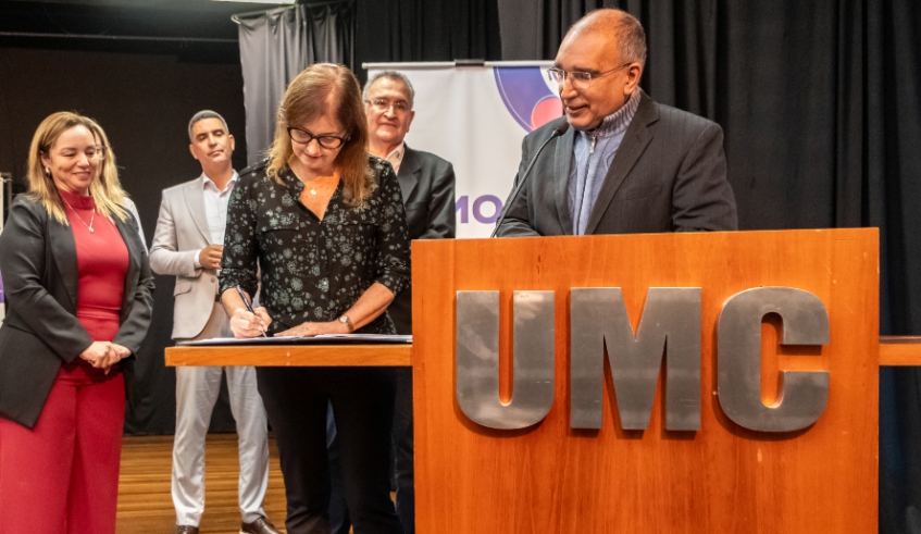 Por meio do acordo entre Prefeitura e UMC, alunos da universidade vão fazer projetos de extensão da universidade em parceria com Assistência Social (Divulgação/ PMMC)