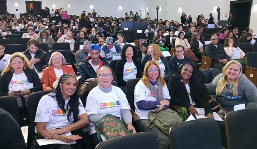 Alunos dos cursos da Escola de Qualificação da Praça da Cidadania receberam certificados no Palácio dos Bandeirantes (Divulgação - PMMC)