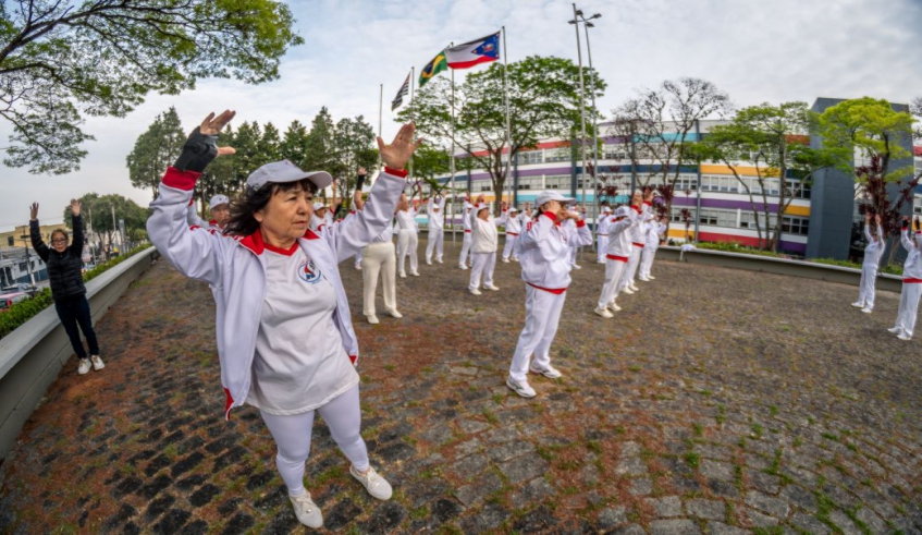 Todas as sextas-feiras, a partir das 7h15, a Prefeitura de Mogi das Cruzes oferece aulas de Rádio Taissô gratuitas e abertas ao público