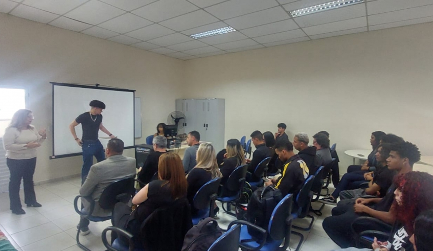 Alunos do Crescer Vila Brasileira apresentam atividade prática integrada em parceria com o Fundo Social, como projeto de finalização de curso(Divulgação/PMMC)