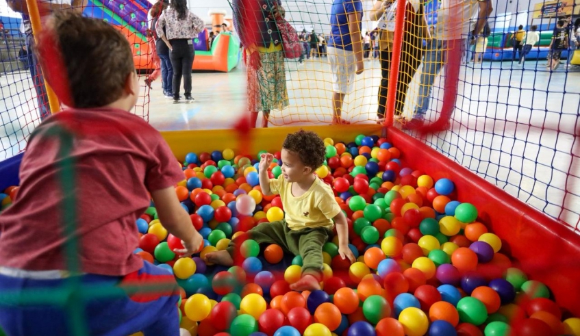 Edição deste sábado (06/12) do projeto Rua Mais Feliz será realizada no distrito de Biritiba Ussu, em frente à Igreja Santa Cruz (Divulgação/PMMC)