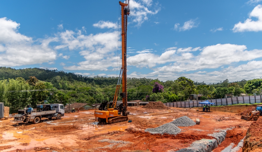 Cempre terá dois pavimentos e contará com oito salas de aula, três salas multiuso, sala de inovação tecnológica, ginásio poliesportivo coberto, entre outras estruturas (Divulgação/PMMC)