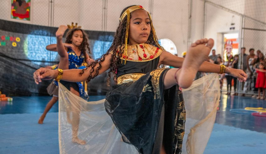 As apresentações das crianças encantaram o público. (Divulgação/PMMC)