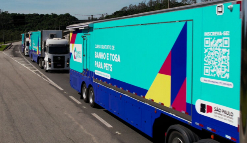 Carreta do curso gratuito de Banho e Tosa, do Fundo Social do Estado de São Paulo, estará em Mogi das Cruzes a partir deste sábado (06/12) - (Divulgação - PMMC)