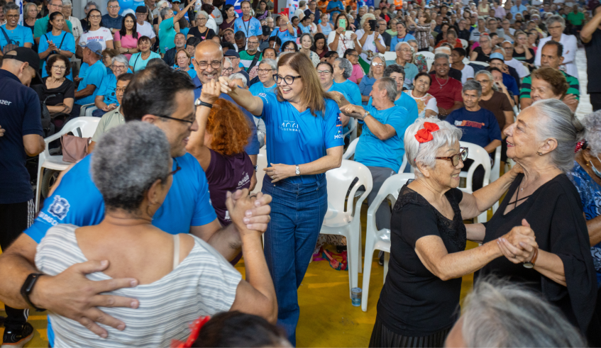 "Envelhecer deve ser sinônimo de vida ativa, autonomia, bem-estar e felicidade", afirmou a prefeita Mara Bertaiolli. (Divulgação/PMMC)