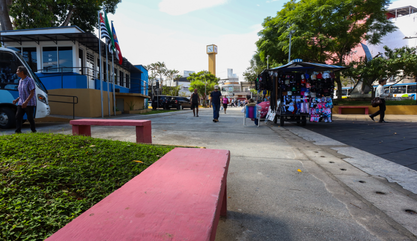 Equipe da Secretaria de Saúde e Bem-Estar estará na Praça Oswaldo Cruz, no Centro, neste sábado, para vacinar público prioritário (Divulgação/PMMC)